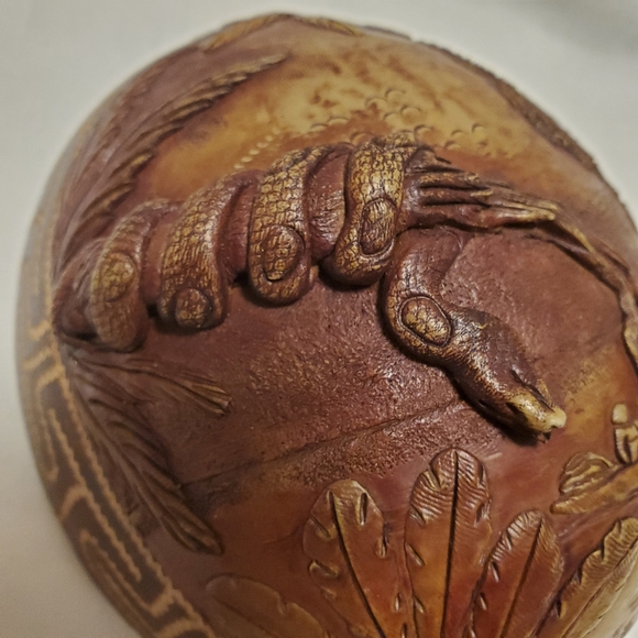 Bug Bear Carved Half Coconut Shell Scoop Signed Jesus' Snake Fisherman Art - Picture 9 of 15